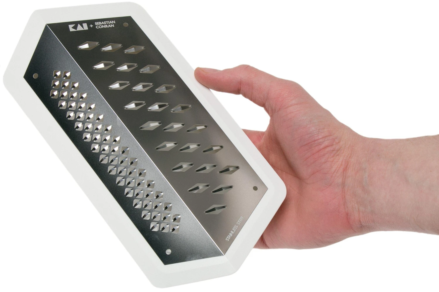 Kai Sebastian Conran Gifu Janus Raspel, Weiß 5 Kai Sebastian Conran Gifu Janus Raspel, Weiß – Bild 3