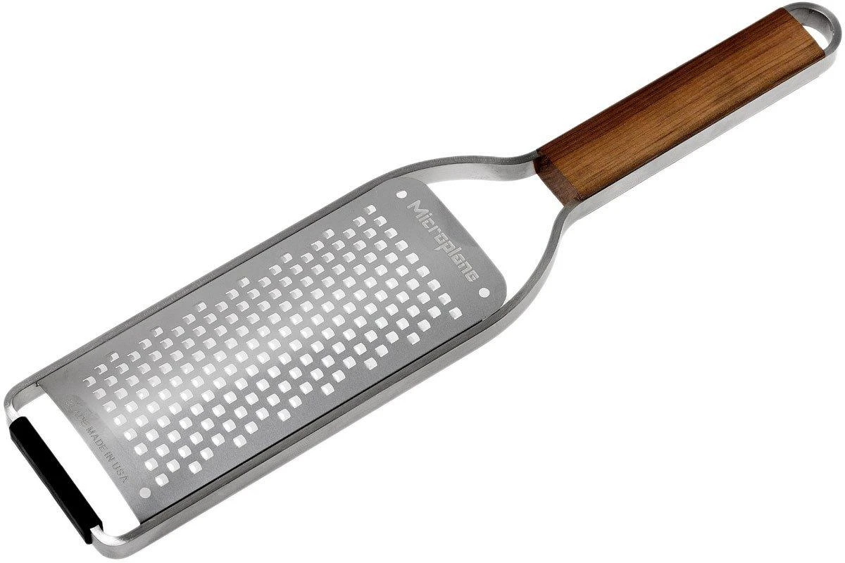 Microplane Master Grater Reibe Coarse #3, Grob 43300 3 Microplane Master Grater Reibe Coarse #3, Grob 43300