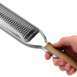 Microplane Master Grater Reibe Coarse #3, Grob 43300 9 Microplane Master Grater Reibe Coarse #3, Grob 43300 -Koch Klingen Verkaufsgeschäft MP43300 04 microplane master grater mp43300 04