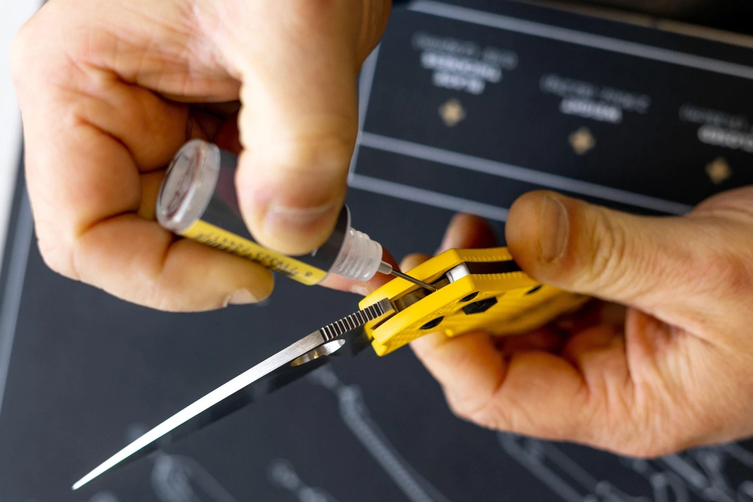 Skerper Maintenance Oil Pen MA002 Schmiermittel, 10 Ml 5 Skerper Maintenance Oil Pen MA002 Schmiermittel, 10 Ml – Bild 3